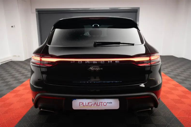 Porsche Macan din 2023 cu 25.500 km - oferta POR120612 - foto 5