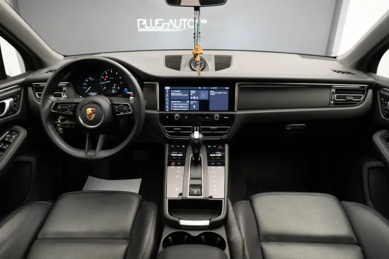 Porsche Macan din 2023 cu 25.500 km - oferta POR120612 - foto 24