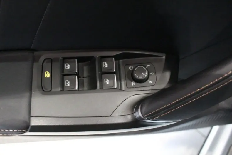 Cupra Formentor din 2023 cu 20.700 km - oferta CUP120627 - foto 11