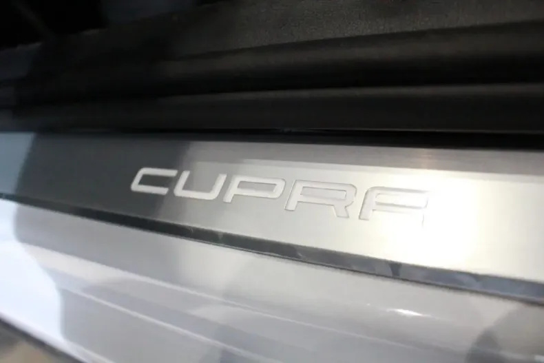 Cupra Formentor din 2023 cu 20.700 km - oferta CUP120627 - foto 13