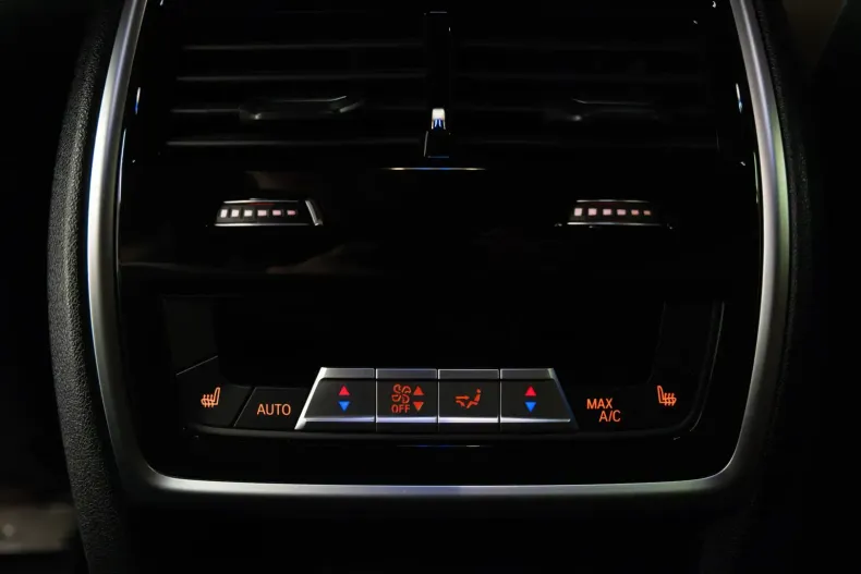 BMW X6 din 2022 cu 48.200 km - oferta BMW120631 - foto 24