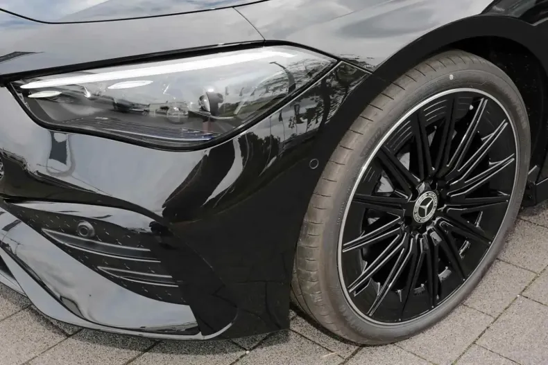 Mercedes-Benz CLE 300 din 2024 cu 23.500 km - oferta MER120634 - foto 3