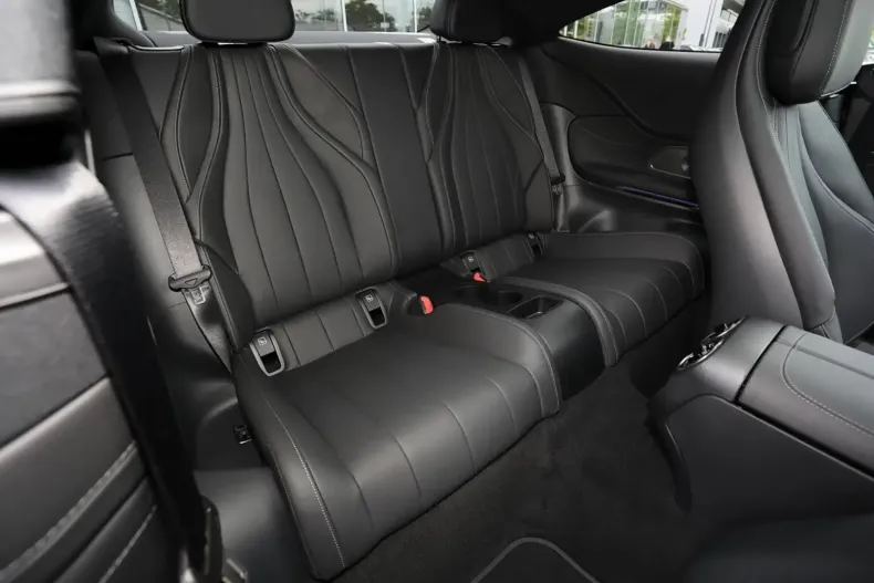 Mercedes-Benz CLE 300 din 2024 cu 23.500 km - oferta MER120634 - foto 5