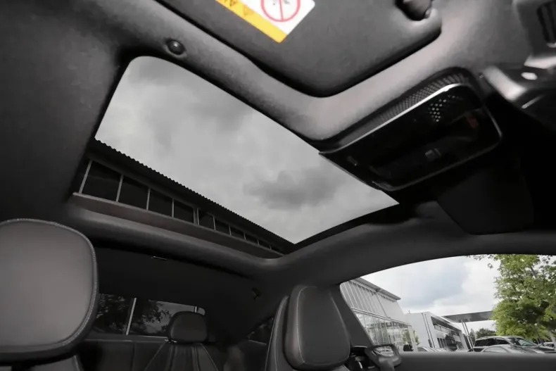 Mercedes-Benz CLE 300 din 2024 cu 23.500 km - oferta MER120634 - foto 7