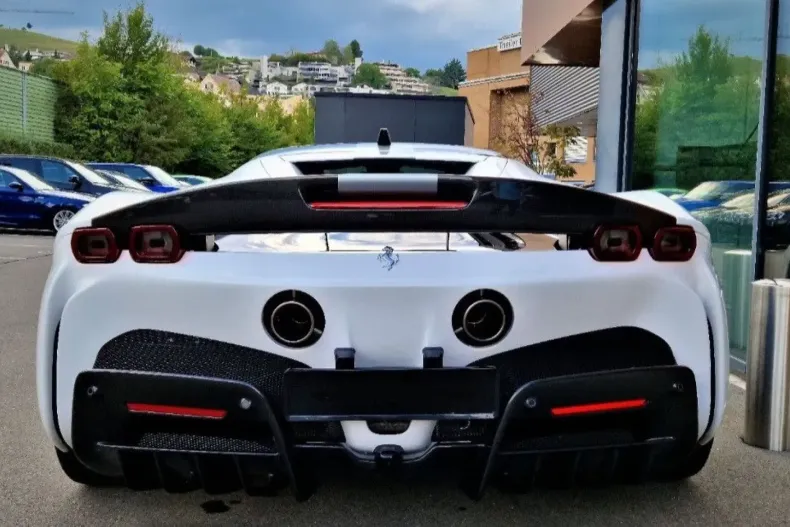 Ferrari SF90 din 2021 cu 3.150 km - oferta FER120637 - foto 10