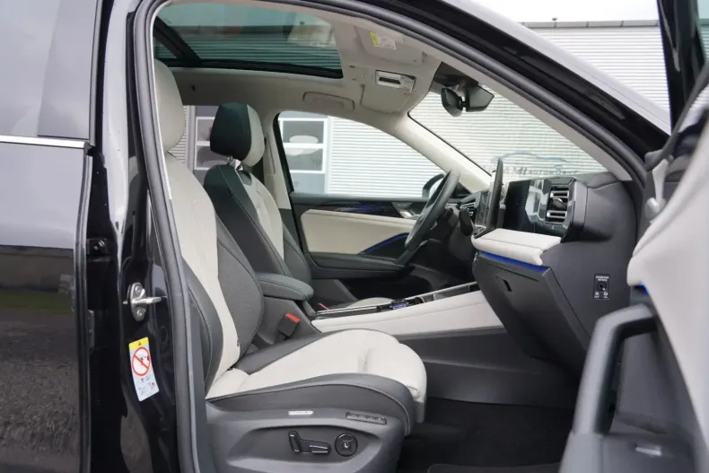 Volkswagen Tiguan din 2024 cu 16.500 km - oferta VOL120638 - foto 19