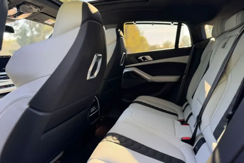 BMW X6 M din 2024 cu 4.300 km - oferta BMW120639 - foto 13