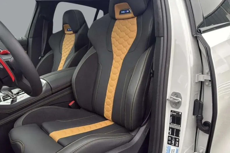 BMW X6 M din 2025 cu 50 km - oferta BMW120640 - foto 11