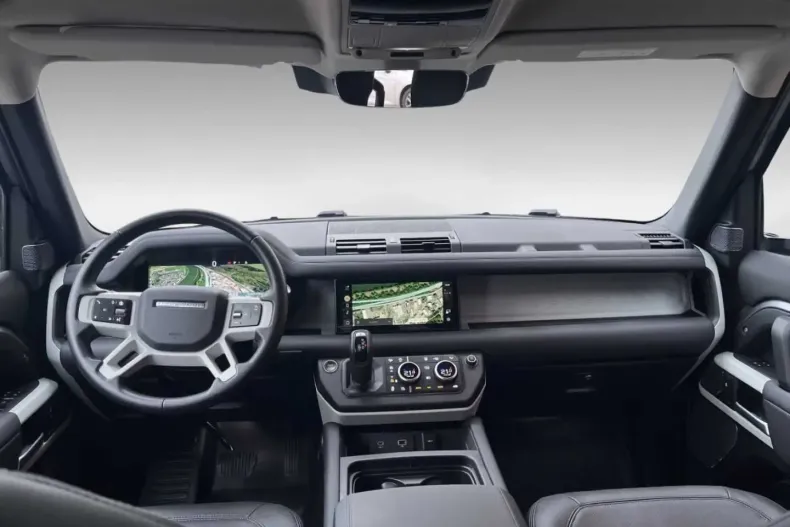 Land Rover Defender din 2023 cu 24.985 km - oferta LAN120641 - foto 9