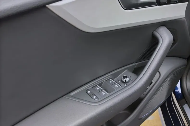 Audi A5 din 2024 cu 20.113 km - oferta AUD120644 - foto 10