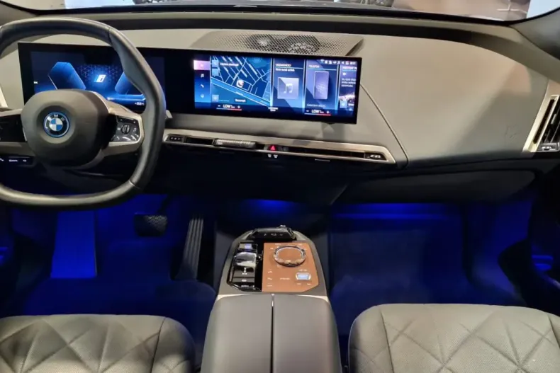 BMW iX din 2023 cu 7.110 km - oferta BMW120648 - foto 10