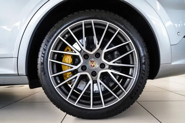 Porsche Cayenne din 2021 cu 94.000 km - oferta POR120649 - foto 6