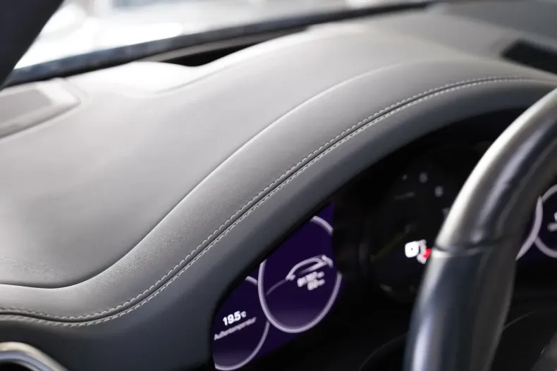 Porsche Cayenne din 2021 cu 94.000 km - oferta POR120649 - foto 8