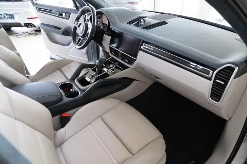 Porsche Cayenne din 2021 cu 94.000 km - oferta POR120649 - foto 14