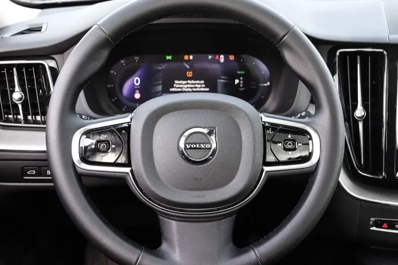 Volvo XC60 din 2024 cu 21.805 km - oferta VOL120652 - foto 6