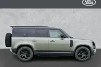 Land Rover Defender din 2023 cu 26.180 km - oferta LAN120653 - foto 6