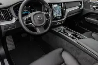 Volvo XC60 din 2024 cu 5.000 km - oferta VOL120656 - foto 6