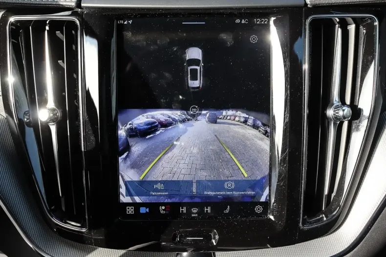 Volvo XC60 din 2024 cu 18.744 km - oferta VOL120658 - foto 9