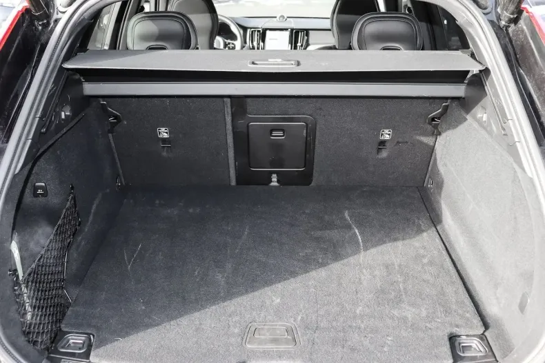 Volvo XC60 din 2024 cu 18.744 km - oferta VOL120658 - foto 15