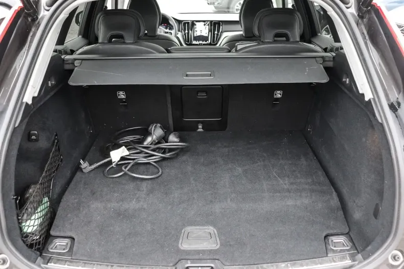 Volvo XC60 din 2024 cu 26.125 km - oferta VOL120660 - foto 15