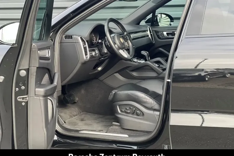 Porsche Cayenne din 2022 cu 63.000 km - oferta POR120662 - foto 7