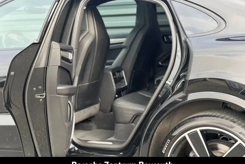 Porsche Cayenne din 2022 cu 63.000 km - oferta POR120662 - foto 19