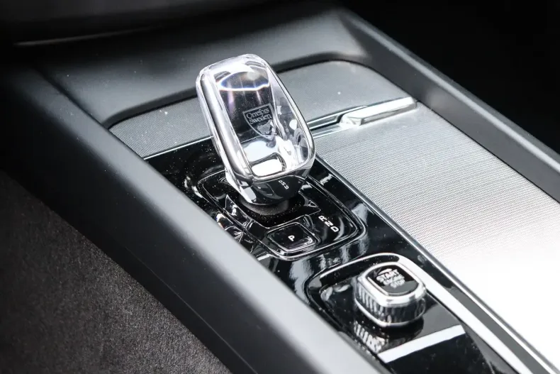 Volvo XC60 din 2024 cu 20.704 km - oferta VOL120663 - foto 10