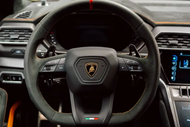 Lamborghini Urus din 2025 cu 5.900 km - oferta LAM120666 - foto 24