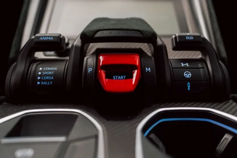 Lamborghini Urus din 2025 cu 5.900 km - oferta LAM120666 - foto 29