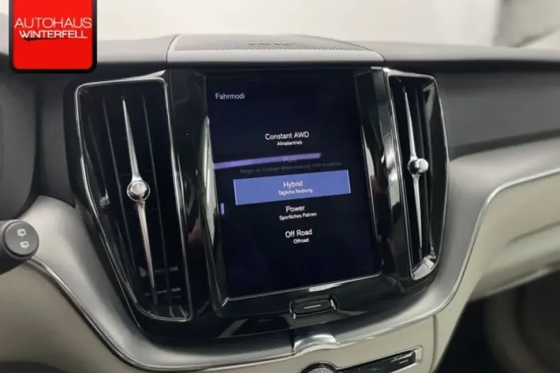 Volvo XC60 din 2021 cu 59.987 km - oferta VOL120670 - foto 29