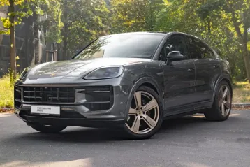 Porsche Cayenne din 2024 - oferta POR120671