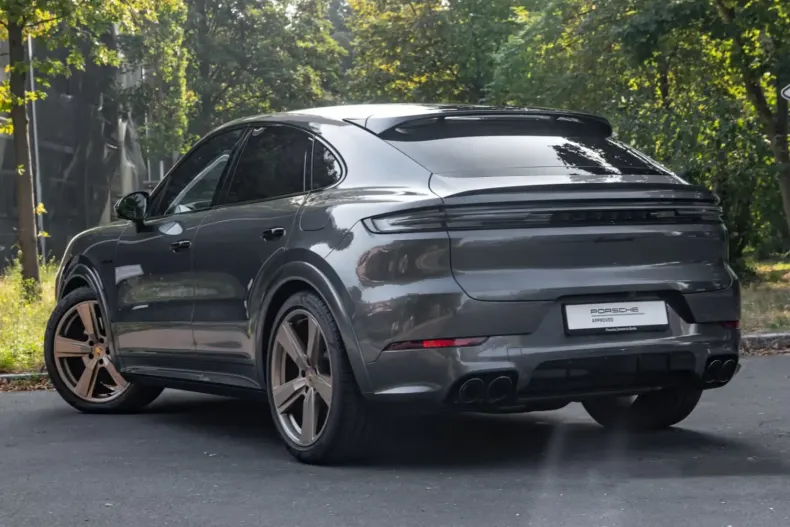 Porsche Cayenne din 2024 cu 9.000 km - oferta POR120671 - foto 2