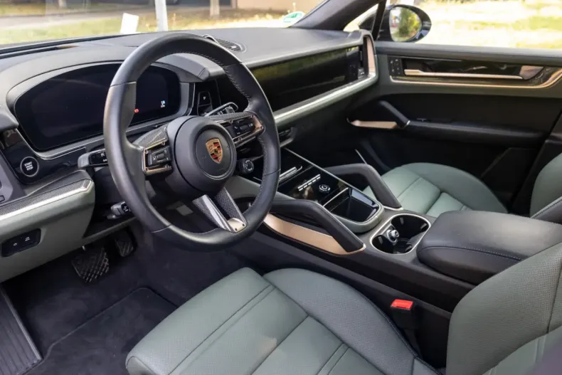 Porsche Cayenne din 2024 cu 9.000 km - oferta POR120671 - foto 4