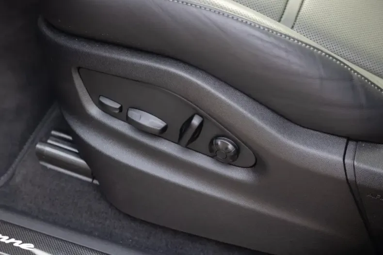 Porsche Cayenne din 2024 cu 9.000 km - oferta POR120671 - foto 9