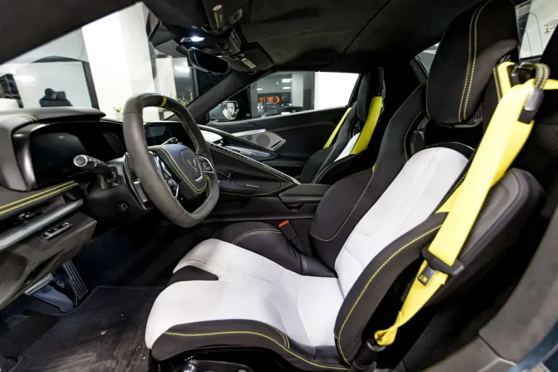 Corvette C8 din 2021 cu 14.700 km - oferta COR120672 - foto 21