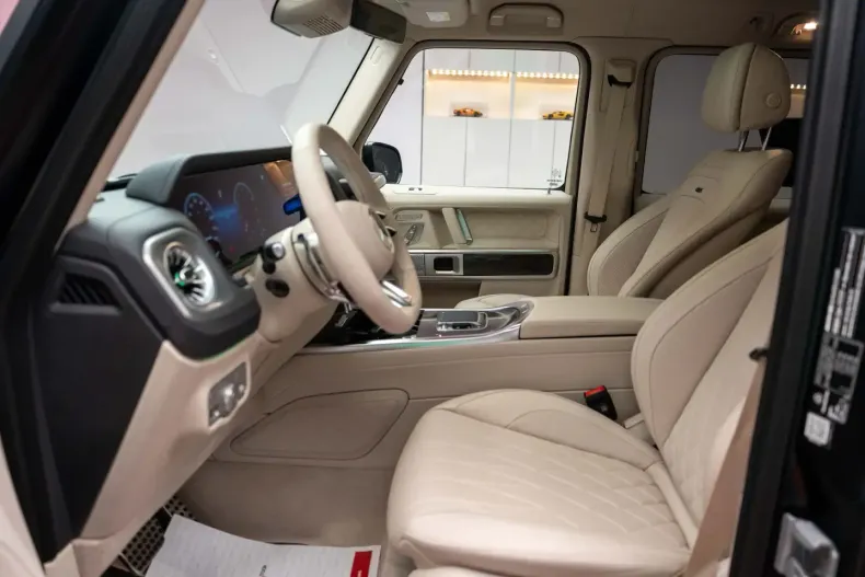 Mercedes-Benz G 63 AMG din 2024 cu 50 km - oferta MER120673 - foto 11