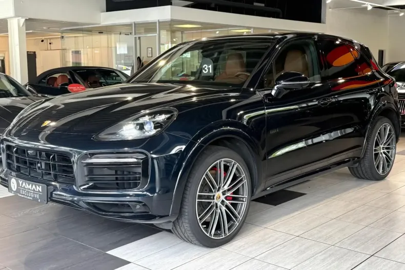 Porsche Cayenne din 2023 cu 62.000 km - oferta POR120675 - foto 1