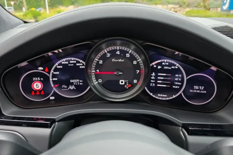 Porsche Cayenne din 2023 cu 50.000 km - oferta POR120676 - foto 9