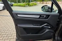 Porsche Cayenne din 2023 cu 50.000 km - oferta POR120676 - foto 13