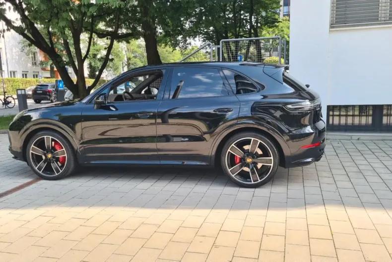 Porsche Cayenne din 2022 cu 45.000 km - oferta POR120677 - foto 2