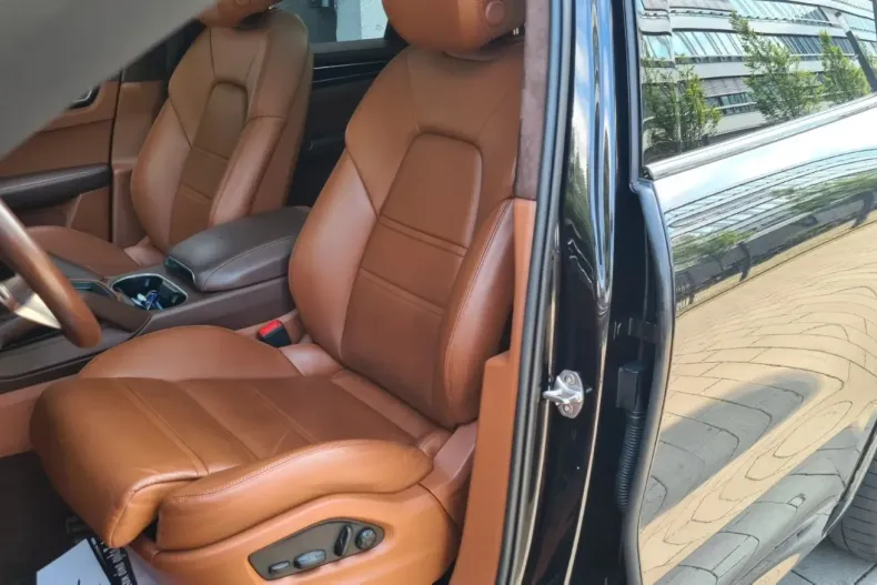 Porsche Cayenne din 2022 cu 45.000 km - oferta POR120677 - foto 9