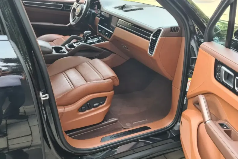 Porsche Cayenne din 2022 cu 45.000 km - oferta POR120677 - foto 11