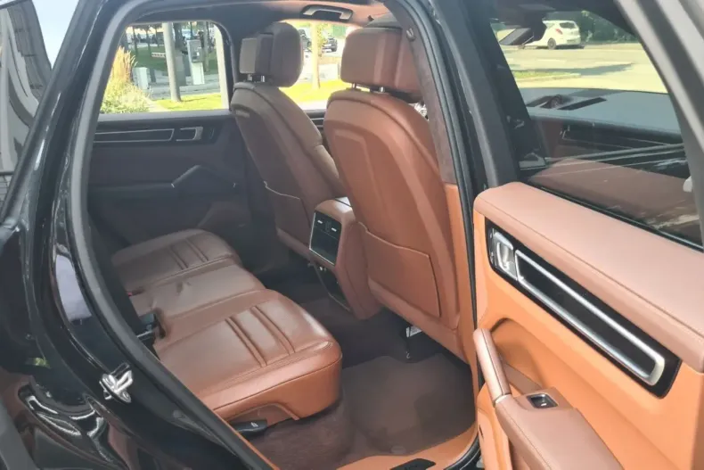 Porsche Cayenne din 2022 cu 45.000 km - oferta POR120677 - foto 12