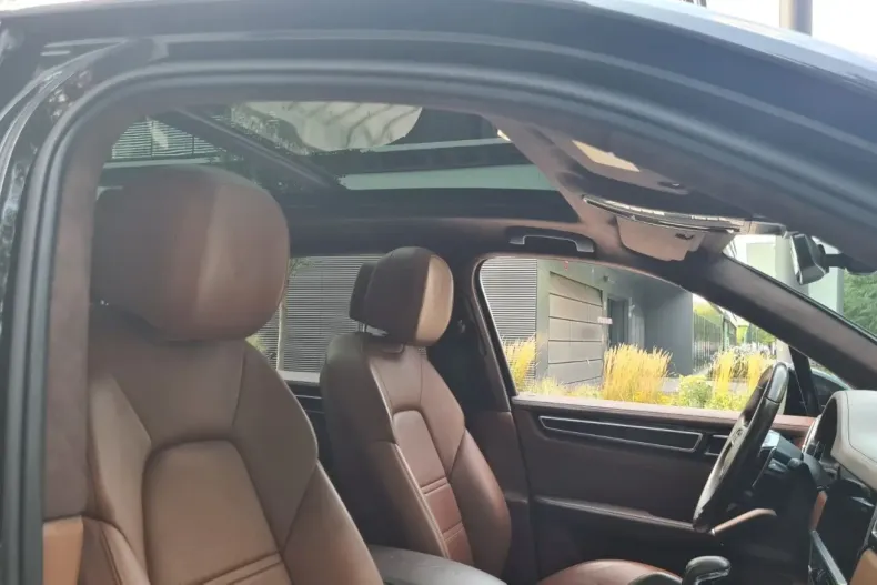 Porsche Cayenne din 2022 cu 45.000 km - oferta POR120677 - foto 13