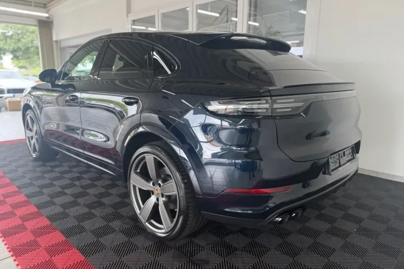 Porsche Cayenne din 2023 cu 28.900 km - oferta POR120678 - foto 4