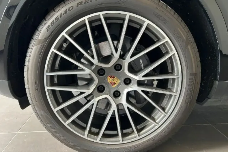 Porsche Cayenne din 2021 cu 47.360 km - oferta POR120680 - foto 4