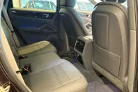 Porsche Cayenne din 2022 cu 64.000 km - oferta POR120682 - foto 11