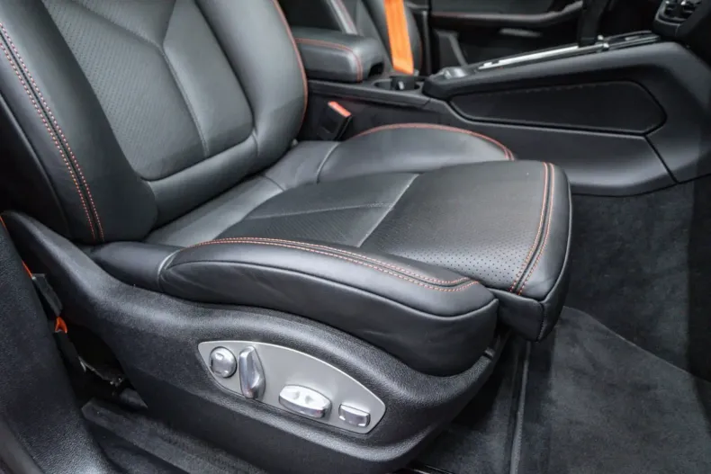 Porsche Macan din 2021 cu 33.609 km - oferta POR120687 - foto 22