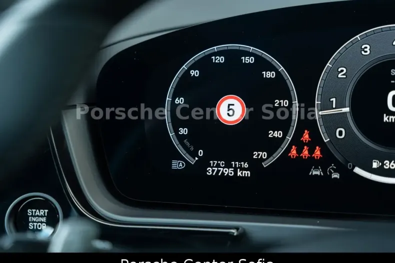 Porsche Cayenne din 2024 cu 37.800 km - oferta POR120689 - foto 17