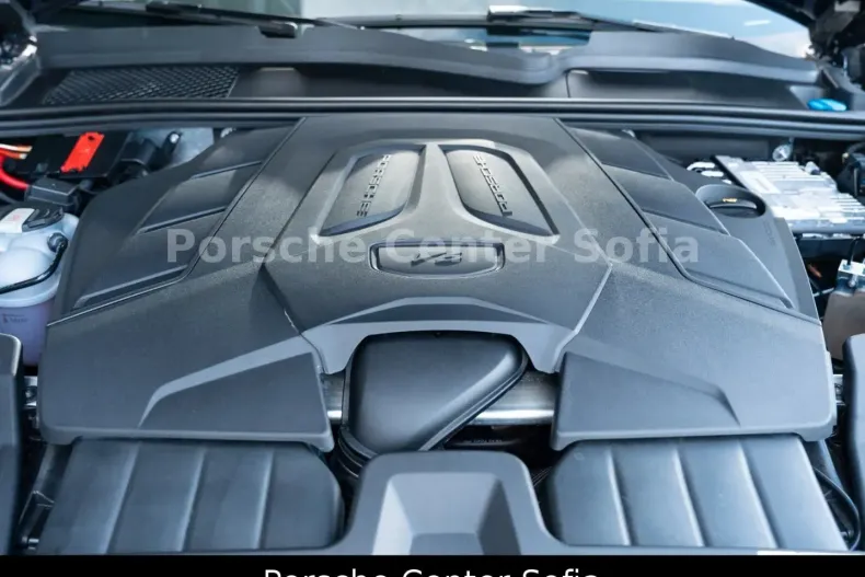 Porsche Cayenne din 2024 cu 37.800 km - oferta POR120689 - foto 28